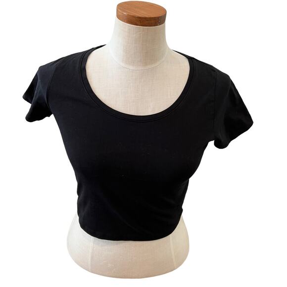 ASOS Cropped Black Scoop Neck Tee 10 - Picture 1 of 4